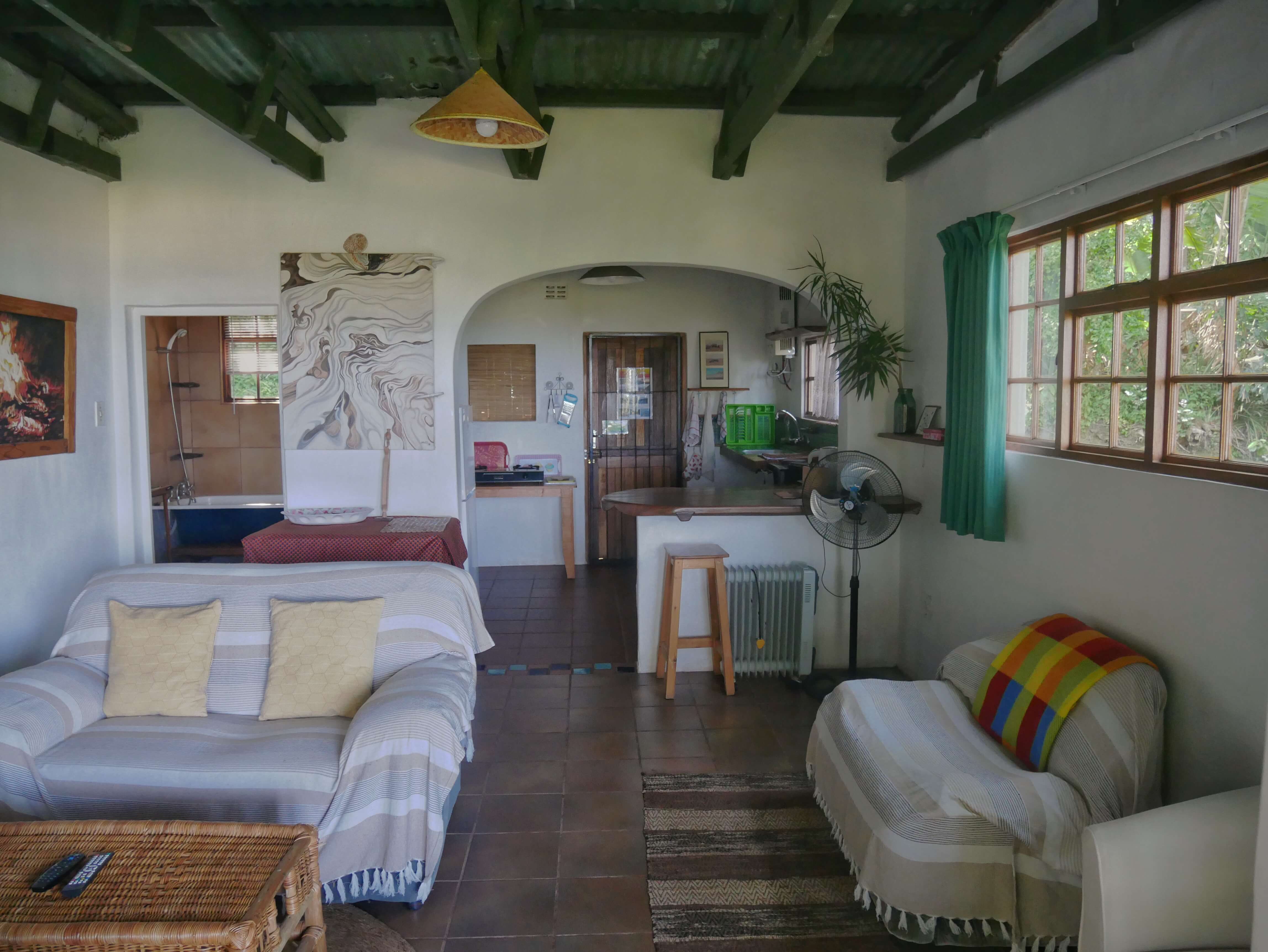 Lounge and kitchen